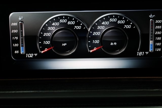 Mercedes-Benz G-Class Thumbnail Image 216
