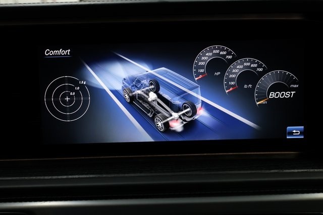 Mercedes-Benz G-Class Thumbnail Image 218