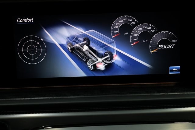 Mercedes-Benz G-Class Thumbnail Image 219
