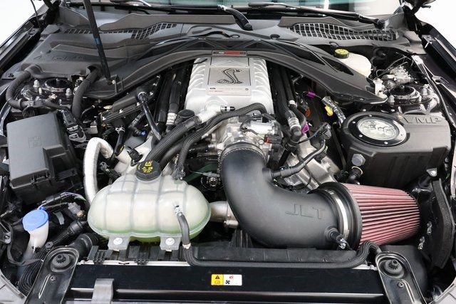Ford Mustang Thumbnail Image 180