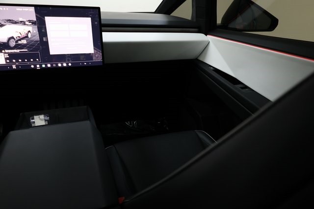 Tesla Cybertruck Thumbnail Image 223