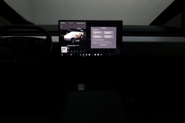 Tesla Cybertruck Thumbnail Image 225