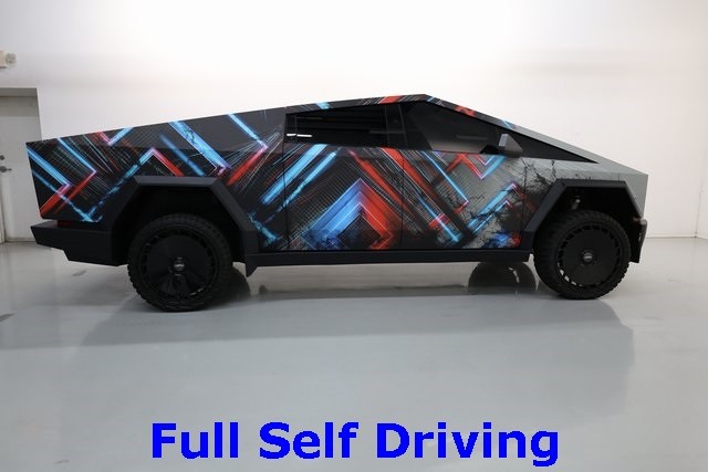 Tesla Cybertruck Thumbnail Image 130