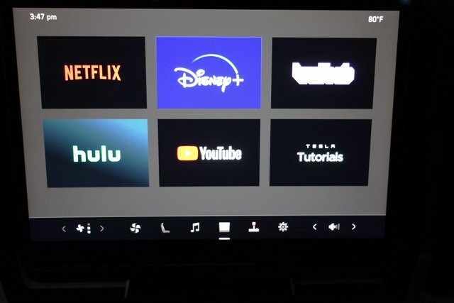 Tesla Cybertruck Thumbnail Image 229