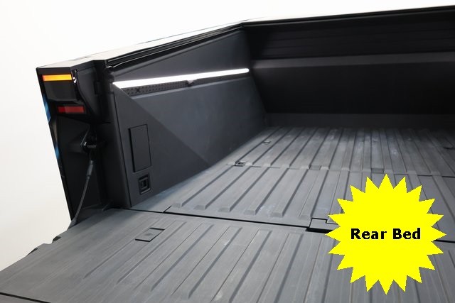 Tesla Cybertruck Thumbnail Image 152