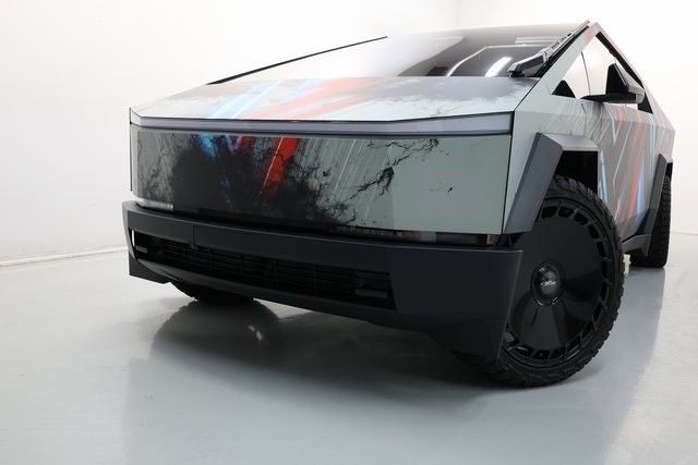 Tesla Cybertruck Thumbnail Image 159