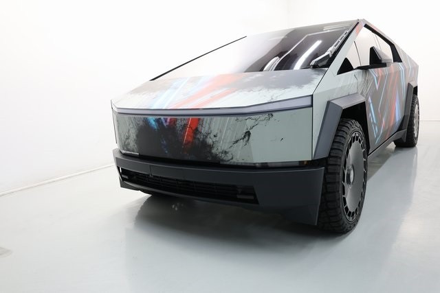 Tesla Cybertruck Thumbnail Image 160