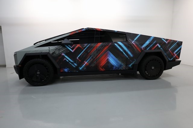 Tesla Cybertruck Thumbnail Image 165