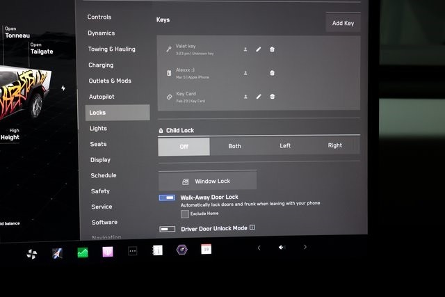 Tesla Cybertruck Thumbnail Image 202