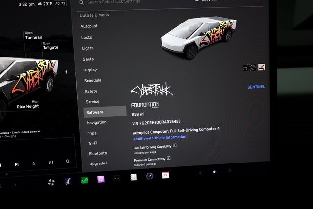 Tesla Cybertruck Thumbnail Image 207