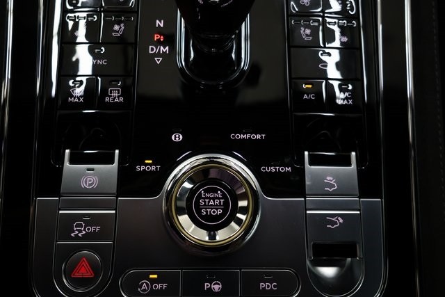 Bentley Continental GT Thumbnail Image 231