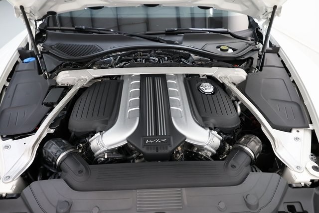 Bentley Continental GT Thumbnail Image 236