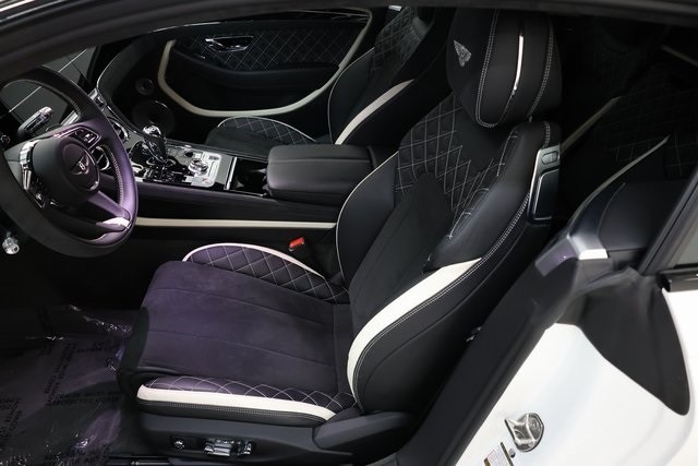 Bentley Continental GT Thumbnail Image 186