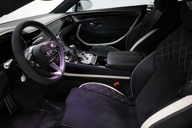 Bentley Continental GT Thumbnail Image 187
