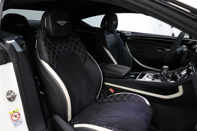 Bentley Continental GT Thumbnail Image 192