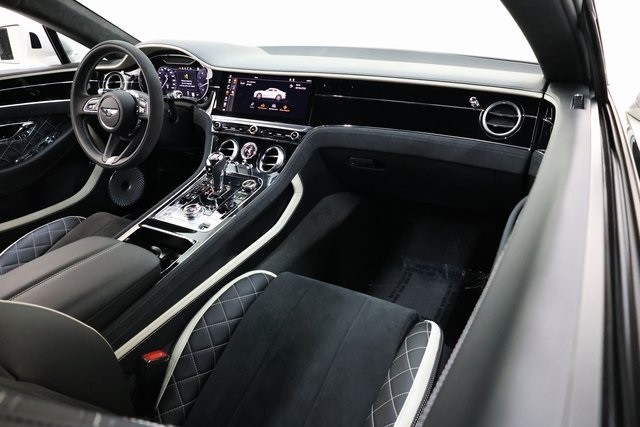 Bentley Continental GT Thumbnail Image 199