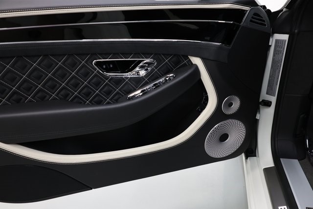 Bentley Continental GT Thumbnail Image 202
