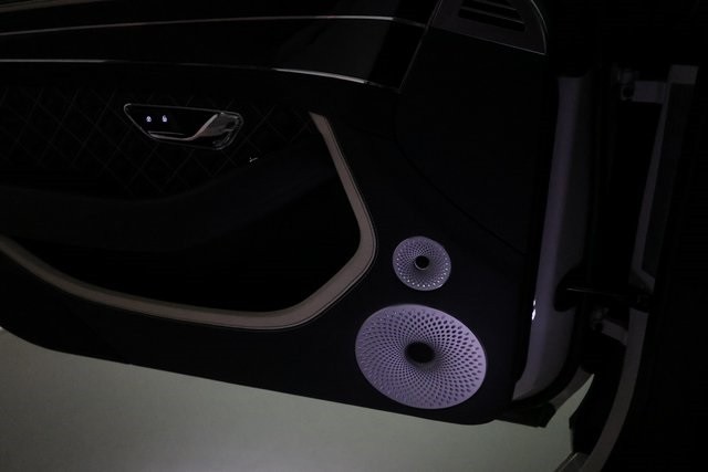 Bentley Continental GT Thumbnail Image 203