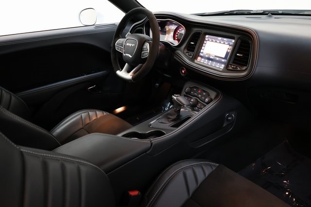 Dodge Challenger Thumbnail Image 232
