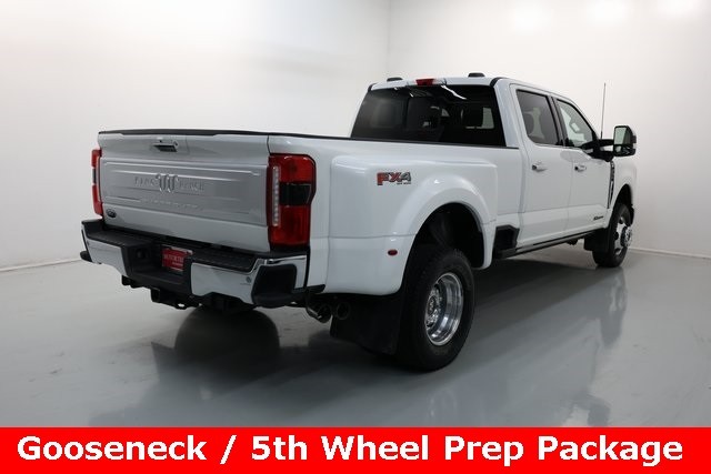 Ford F-350SD Thumbnail Image 112