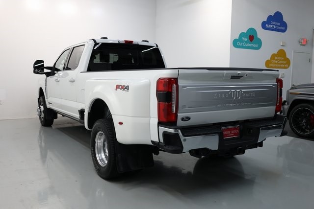 Ford F-350SD Thumbnail Image 173