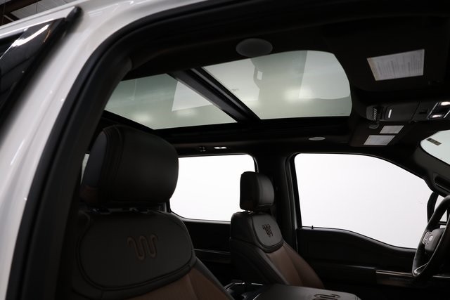 Ford F-350SD Thumbnail Image 185