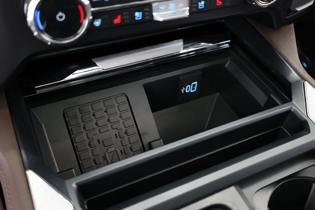 Ford F-350SD Thumbnail Image 188
