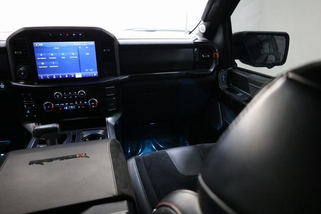 Ford F-150 Thumbnail Image 202