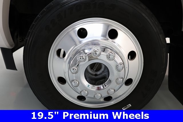 Ford F-450SD Thumbnail Image 144