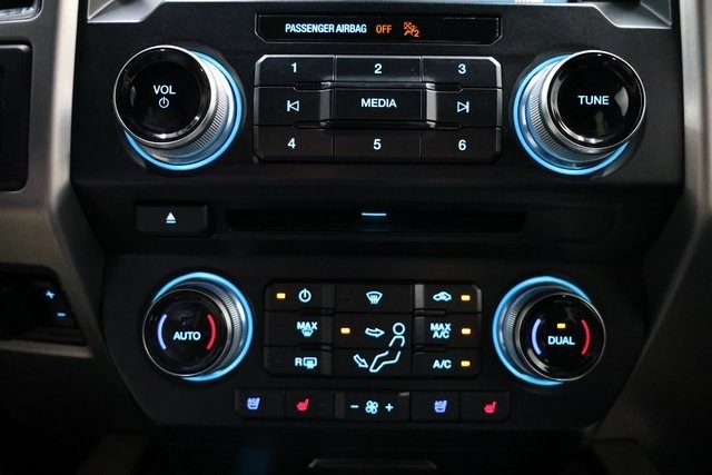 Ford F-450SD Thumbnail Image 192