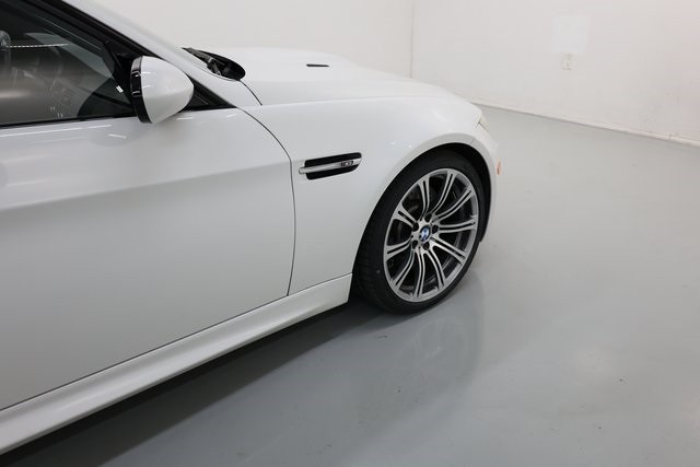 BMW M3 Thumbnail Image 135