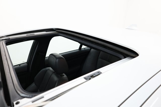 BMW M3 Thumbnail Image 138