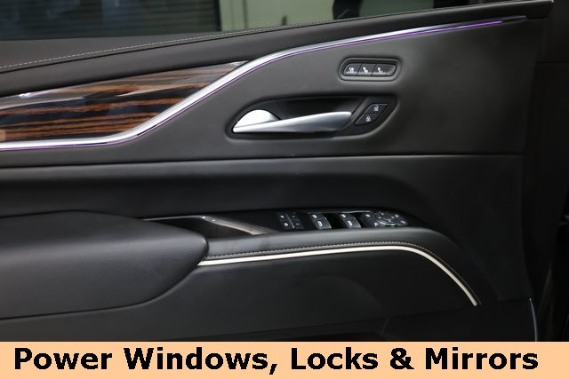 Cadillac Escalade Thumbnail Image 179