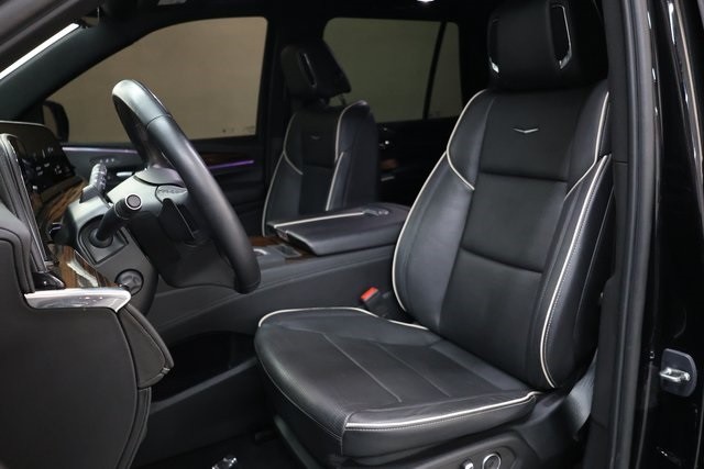 Cadillac Escalade Thumbnail Image 200