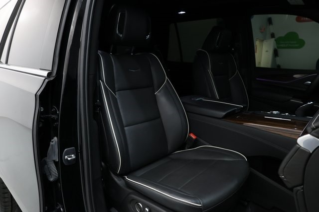 Cadillac Escalade Thumbnail Image 204