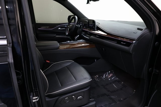 Cadillac Escalade Thumbnail Image 206