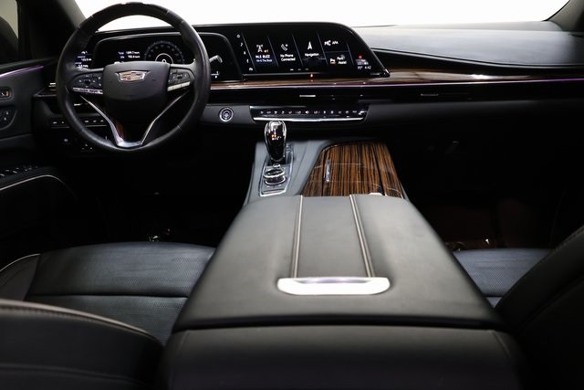 Cadillac Escalade Thumbnail Image 209