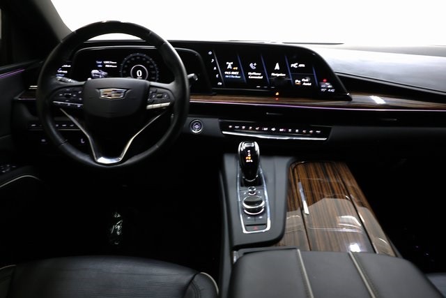 Cadillac Escalade Thumbnail Image 211