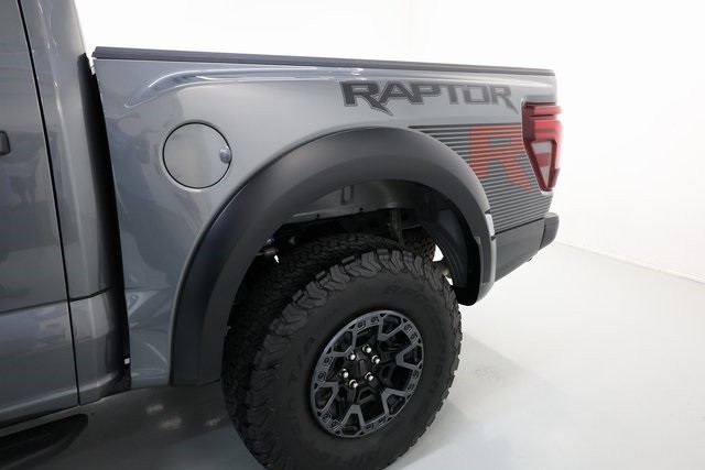 Ford F-150 Thumbnail Image 184