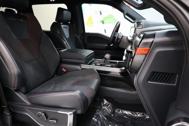 Ford F-150 Thumbnail Image 198