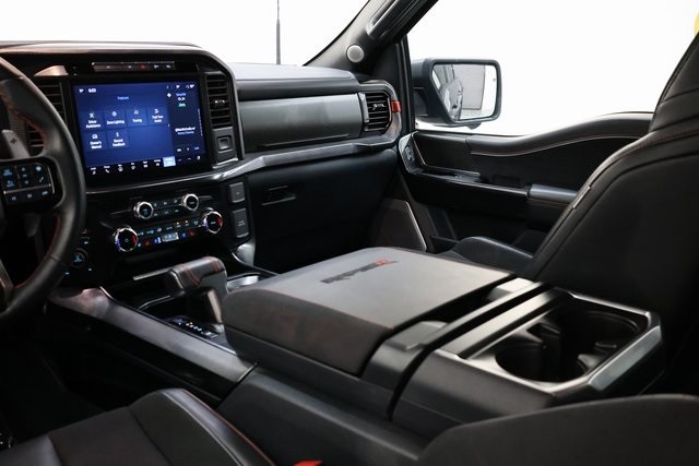 Ford F-150 Thumbnail Image 200