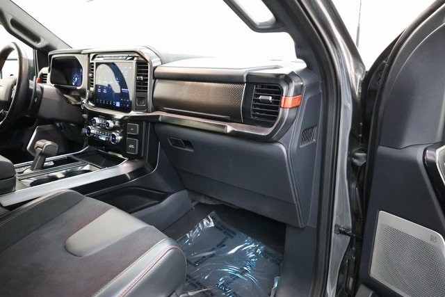 Ford F-150 Thumbnail Image 201