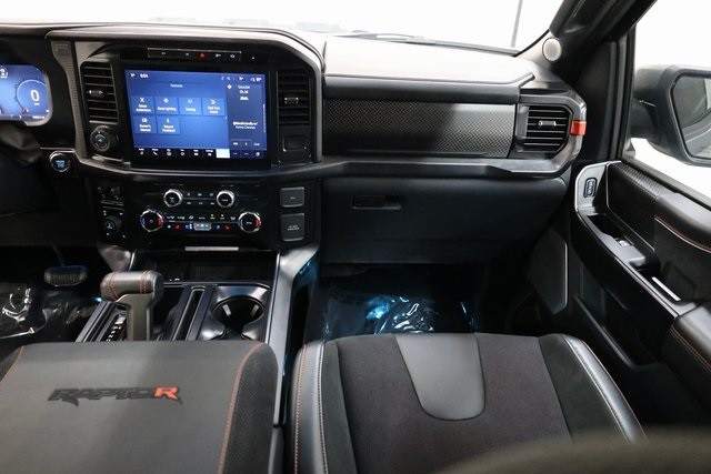 Ford F-150 Thumbnail Image 204