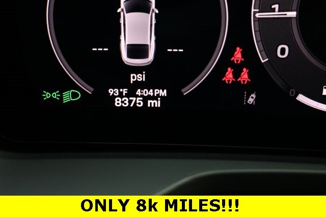 Porsche Panamera Thumbnail Image 102