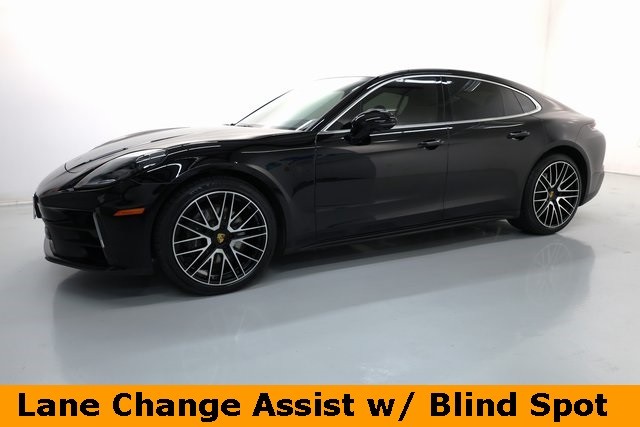Porsche Panamera Thumbnail Image 119