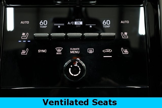 Porsche Panamera Thumbnail Image 127