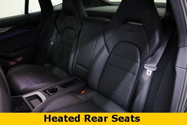 Porsche Panamera Thumbnail Image 128