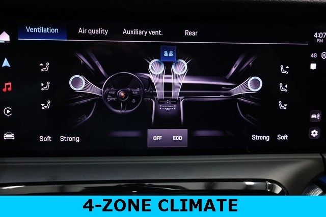 Porsche Panamera Thumbnail Image 129