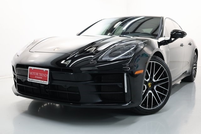 Porsche Panamera Thumbnail Image 147