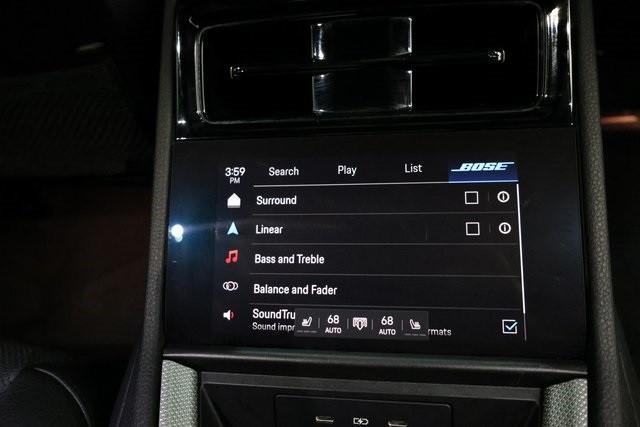 Porsche Panamera Thumbnail Image 184